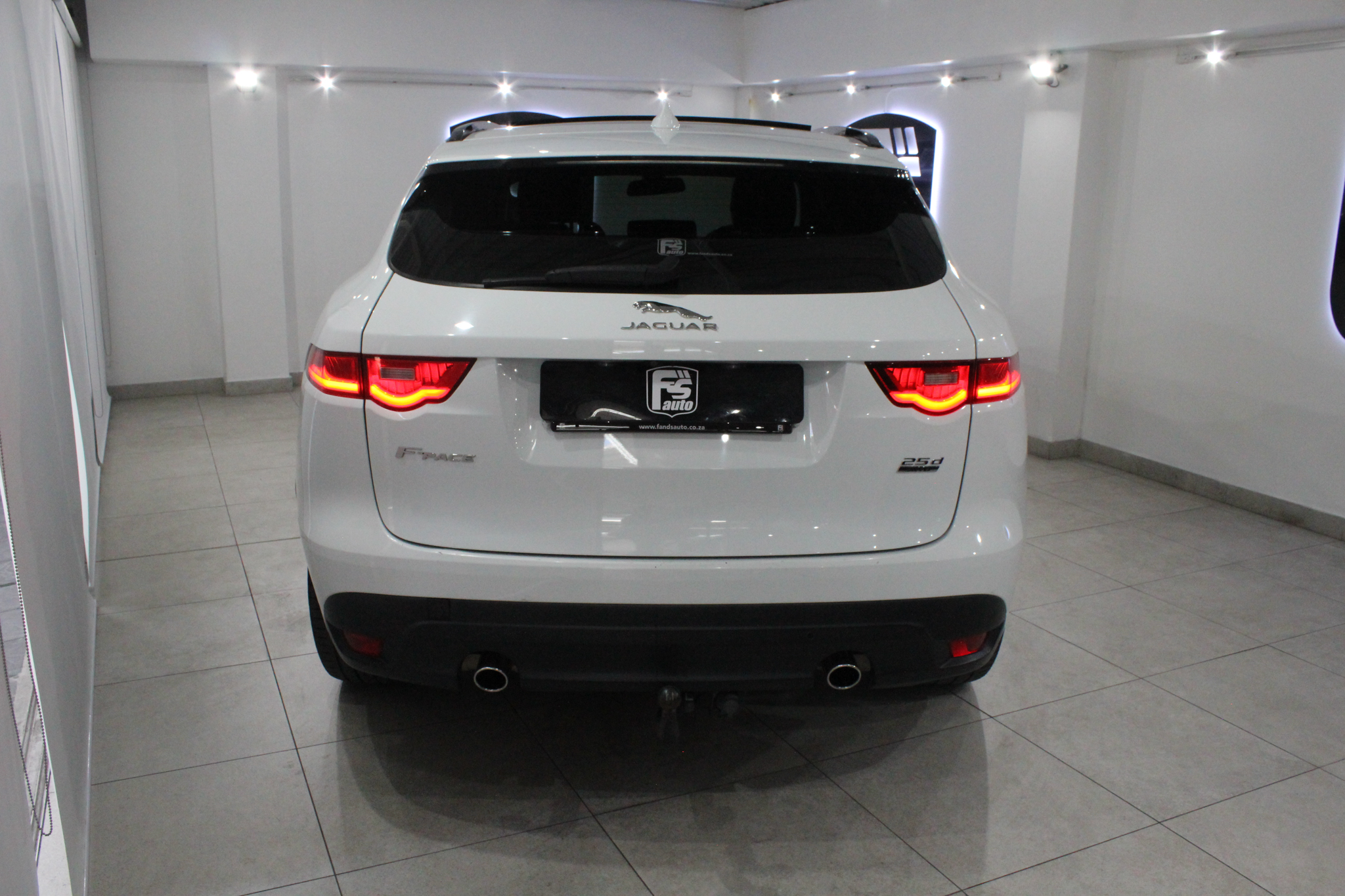 2018 Jaguar F-Pace 25d AWD R-Sport