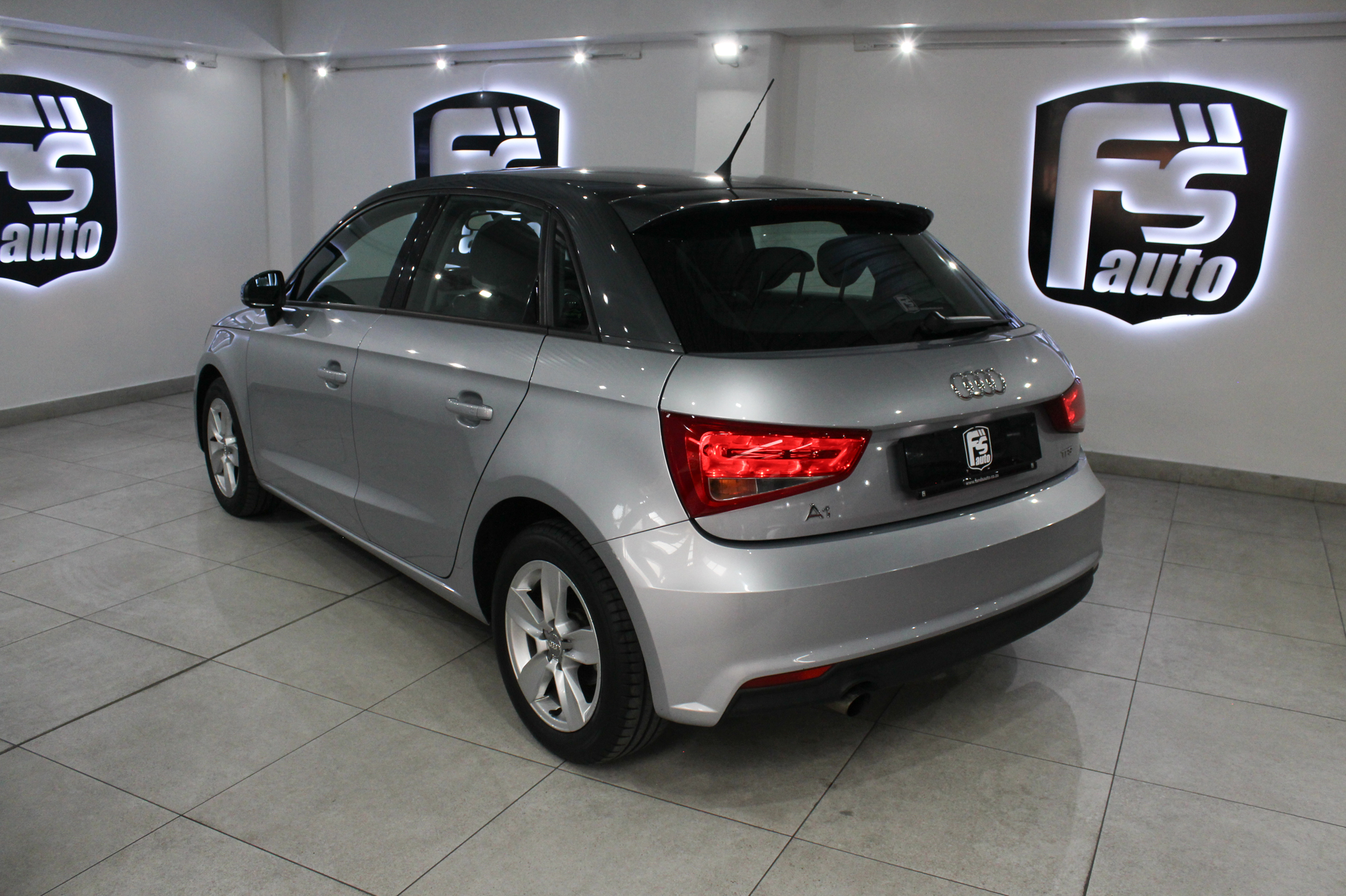 Audi A1 Sportback 1.0TFSI S Auto
