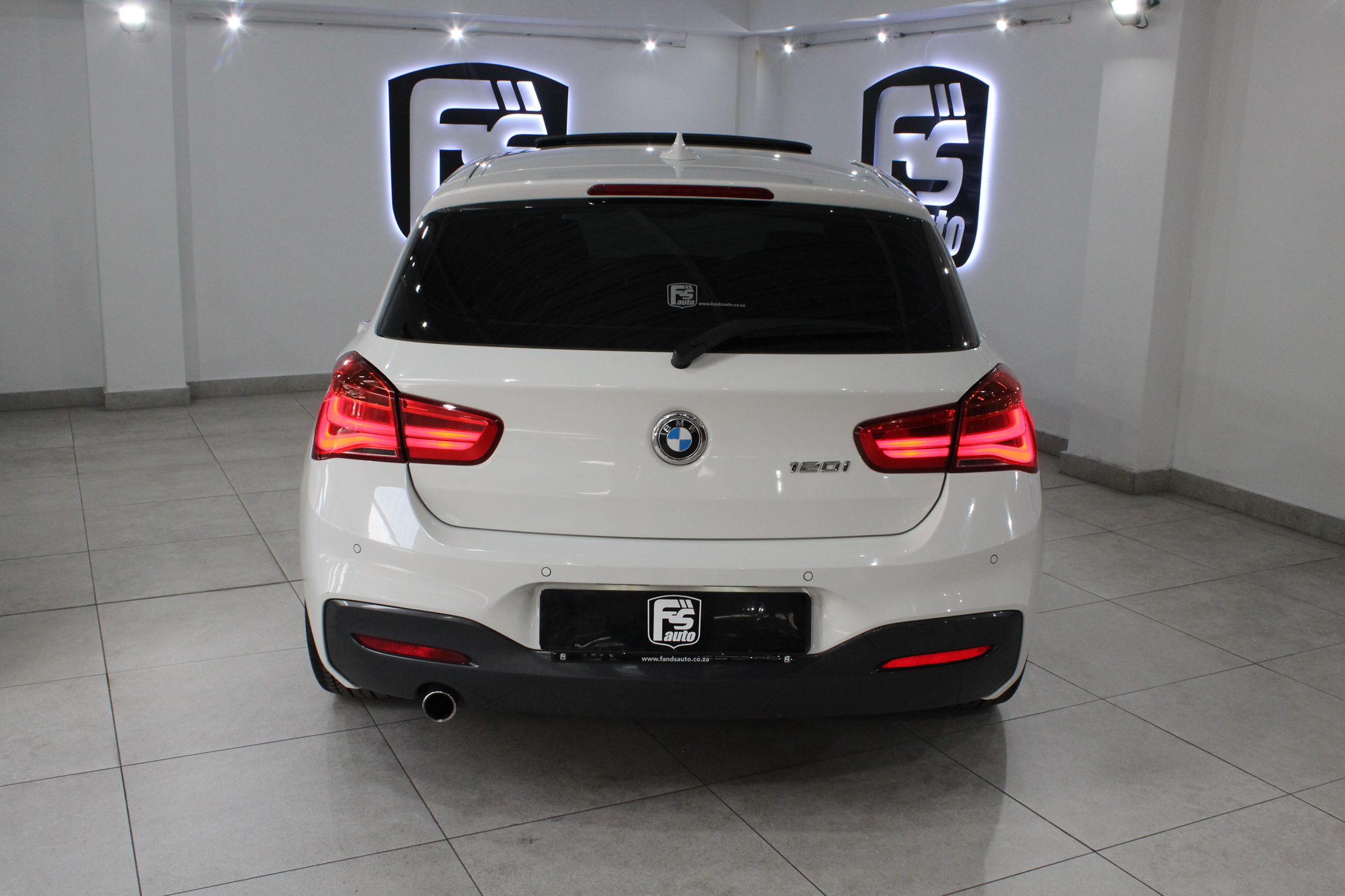 2016 BMW 1 Series 120i 5-Door M Sport Auto