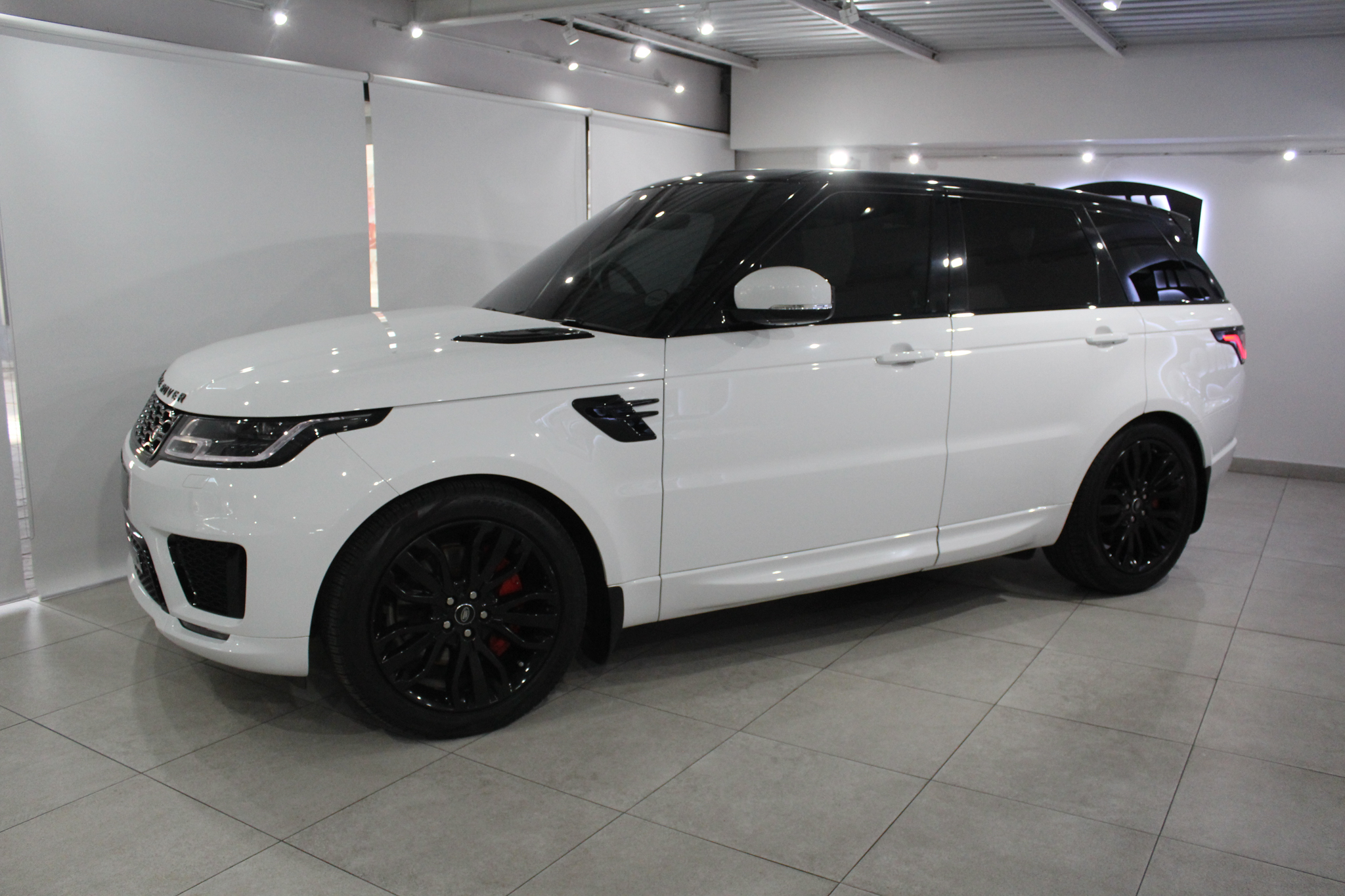 2020 Land Rover Range Rover Sport