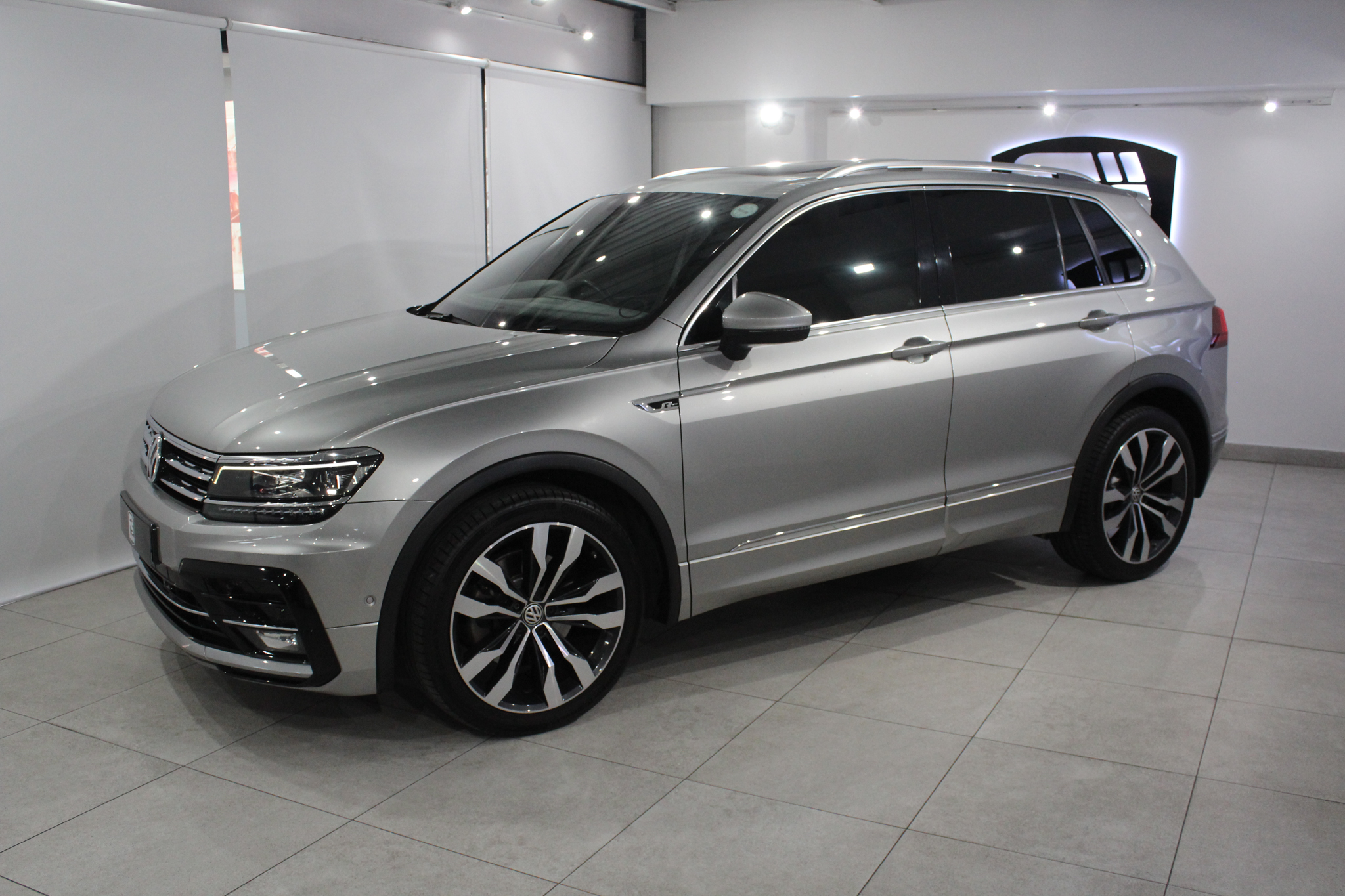 2018 VW Tiguan 2.0 TDI Highline R-line Auto