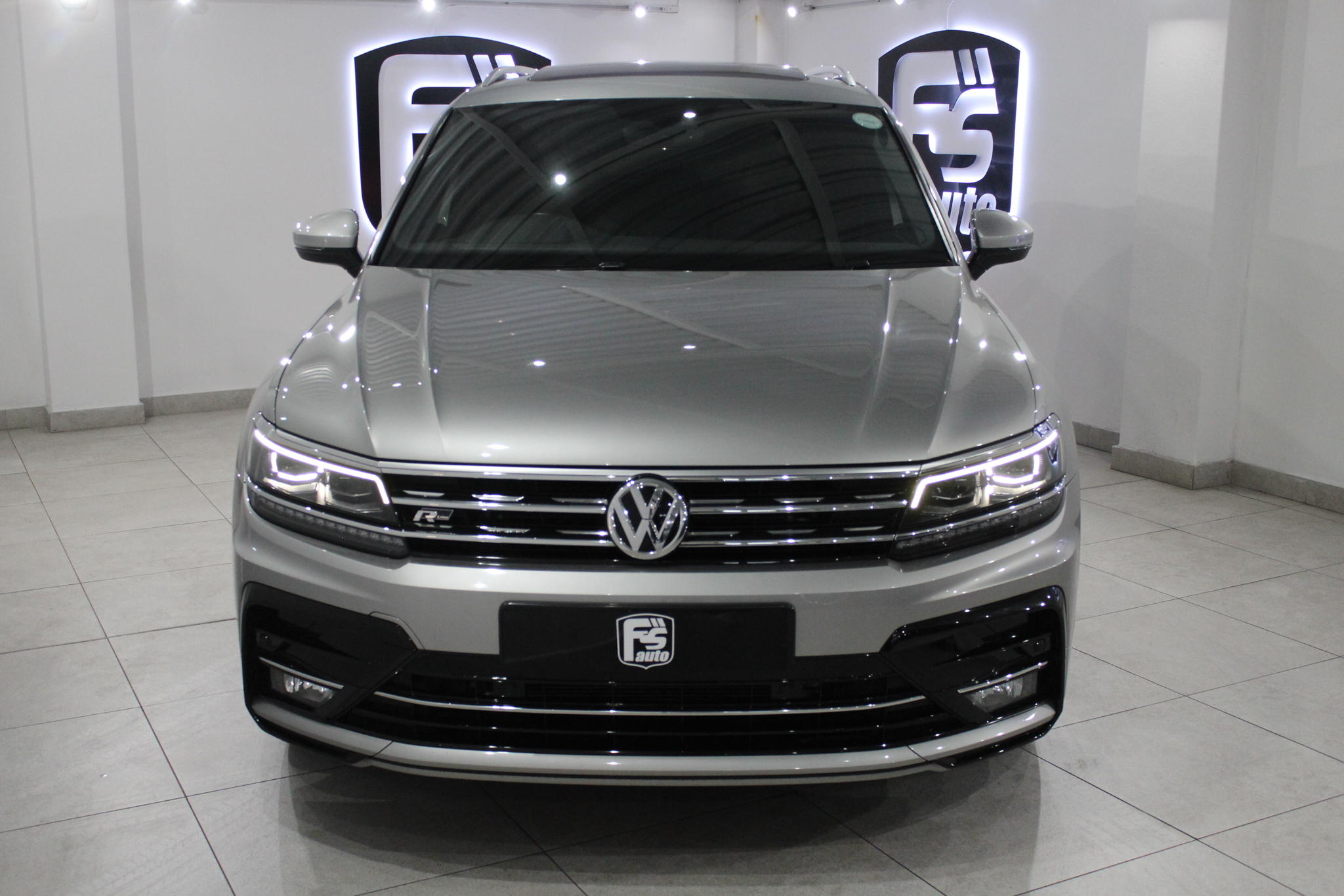 2018 VW Tiguan 2.0 TDI Highline R-line Auto