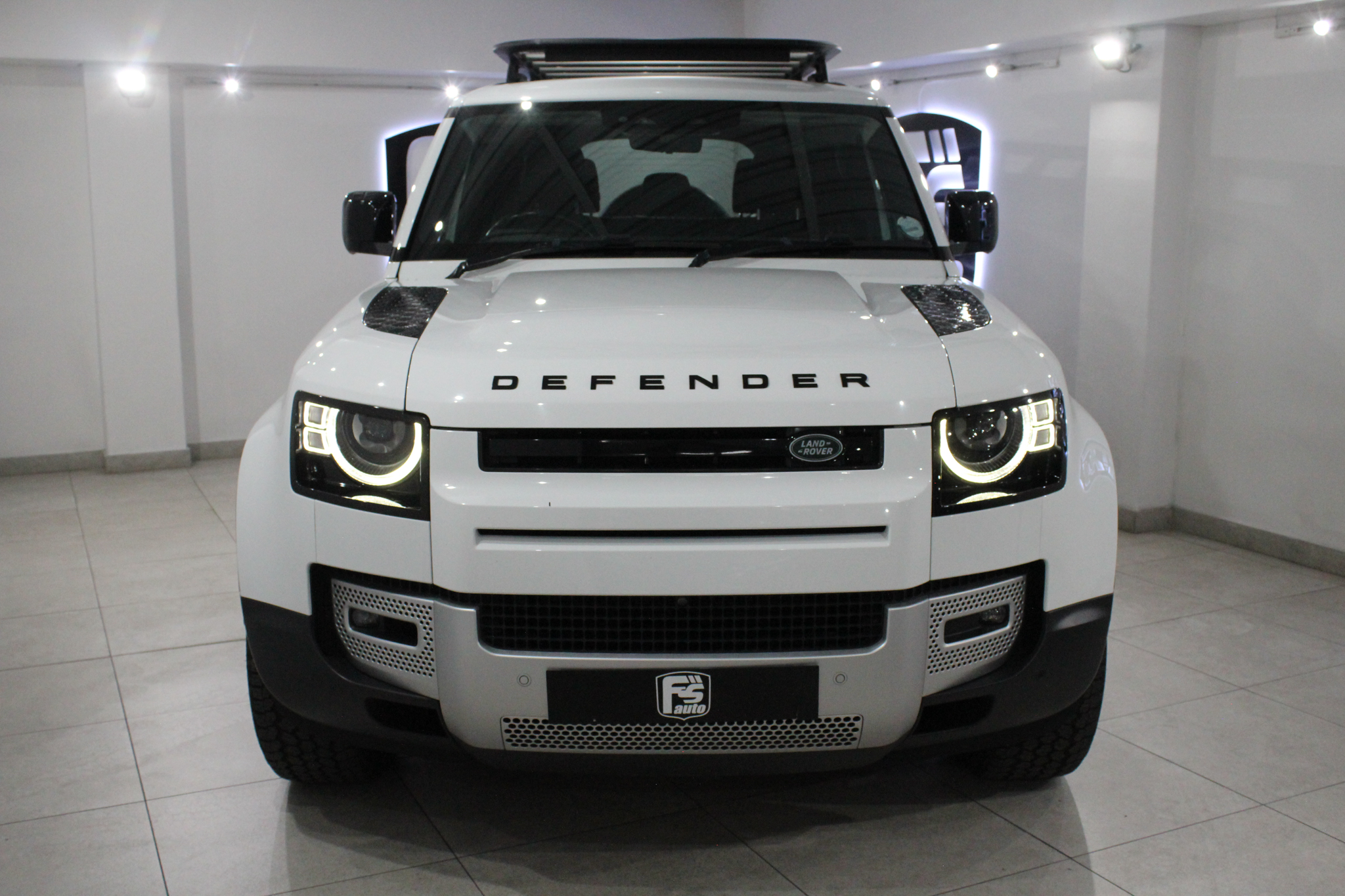 2021 LAND ROVER DEFENFER D240 SE