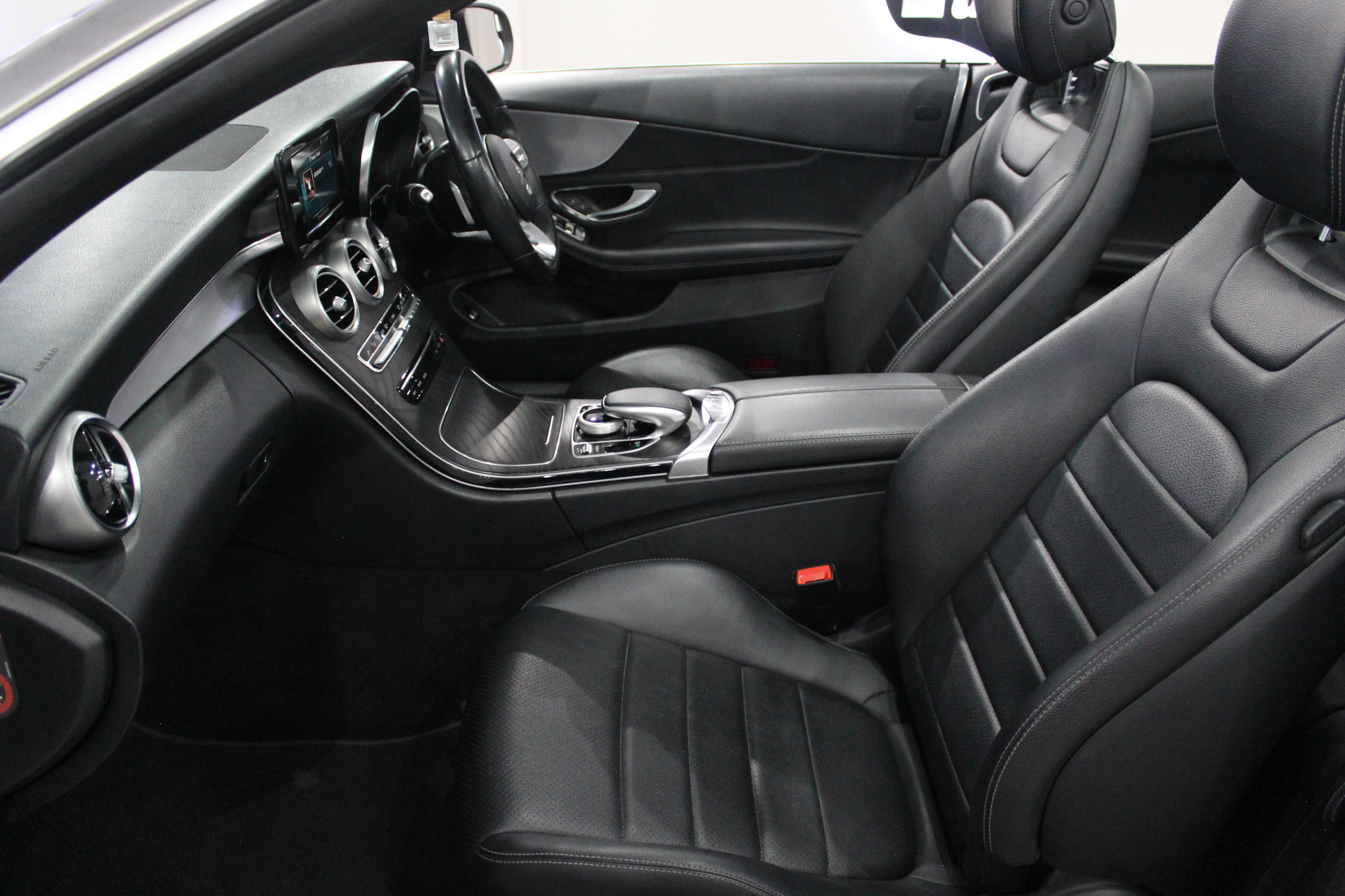 2020 Mercedes-Benz C-Class C200 Cabriolet AMG Line