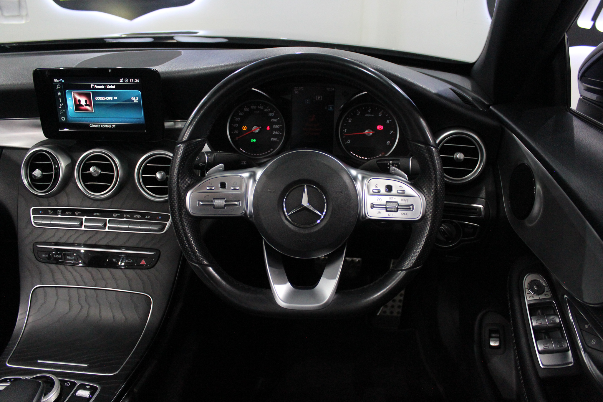 2020 Mercedes-Benz C-Class C200 Cabriolet AMG Line