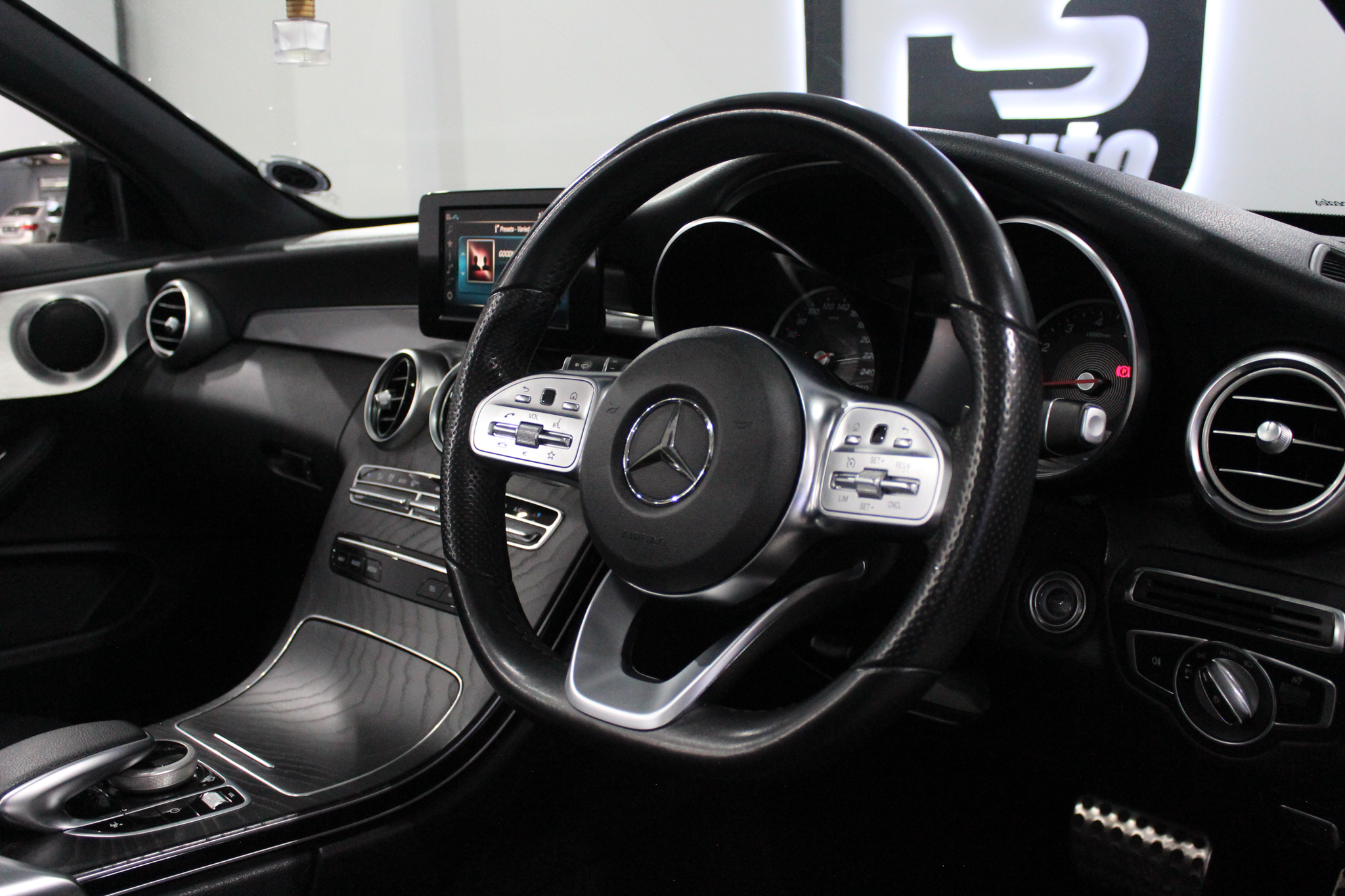 2020 Mercedes-Benz C-Class C200 Cabriolet AMG Line