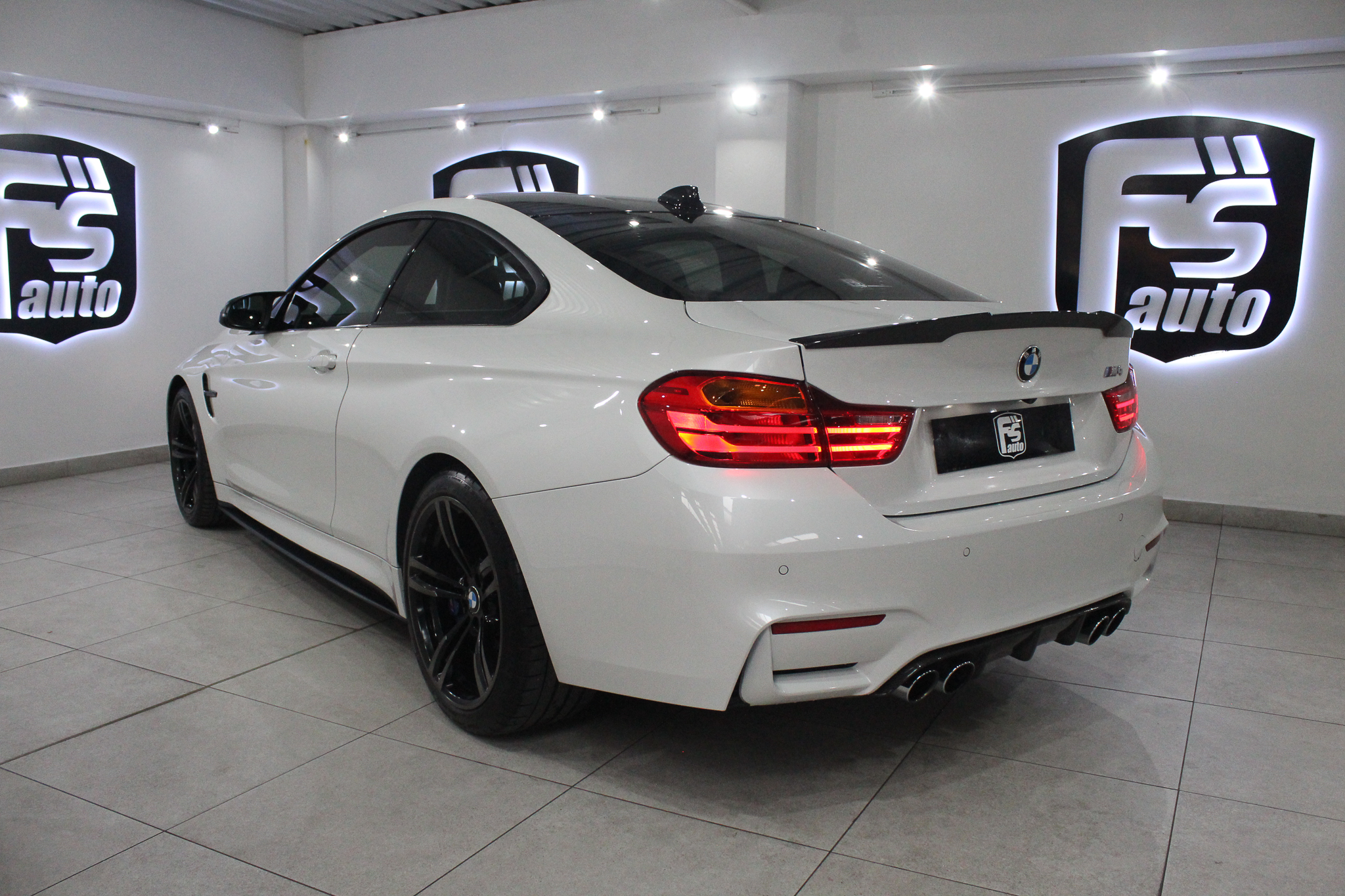 2016 BMW M4 COUPE M-DCT