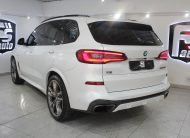 2019 BMW 5 M50D