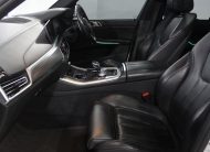 2019 BMW 5 M50D
