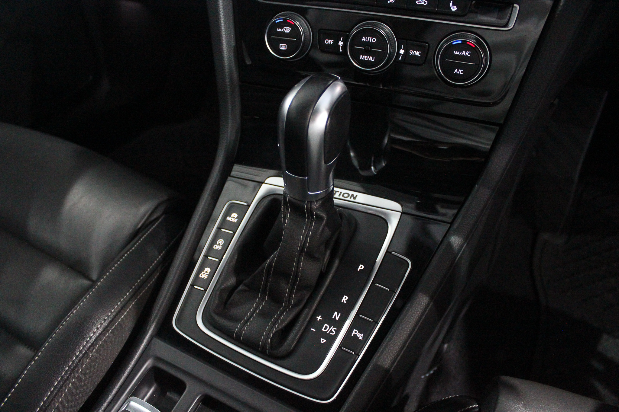 2019 Volkswagen Golf R