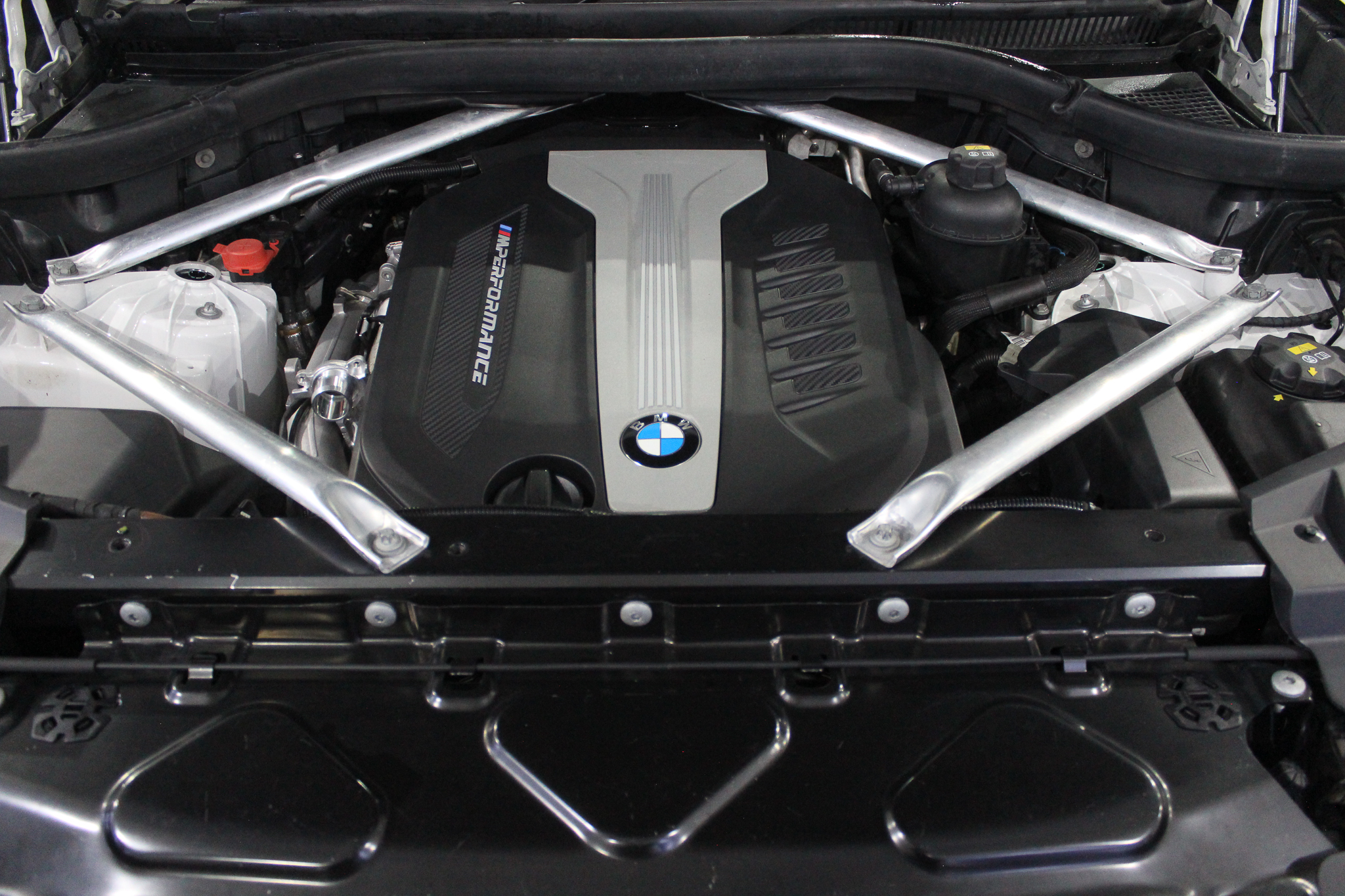 2019 BMW 5 M50D
