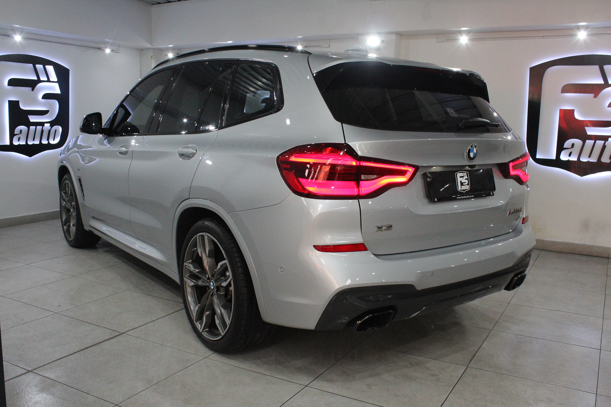 2020 BMW X3 M40d