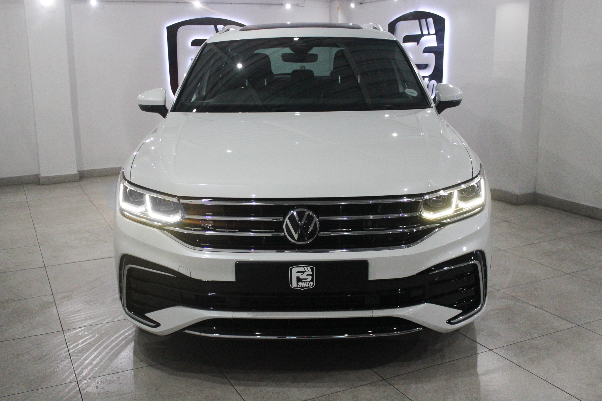 Volkswagen Tiguan 2.0TSI 162kW 4Motion R-Line
