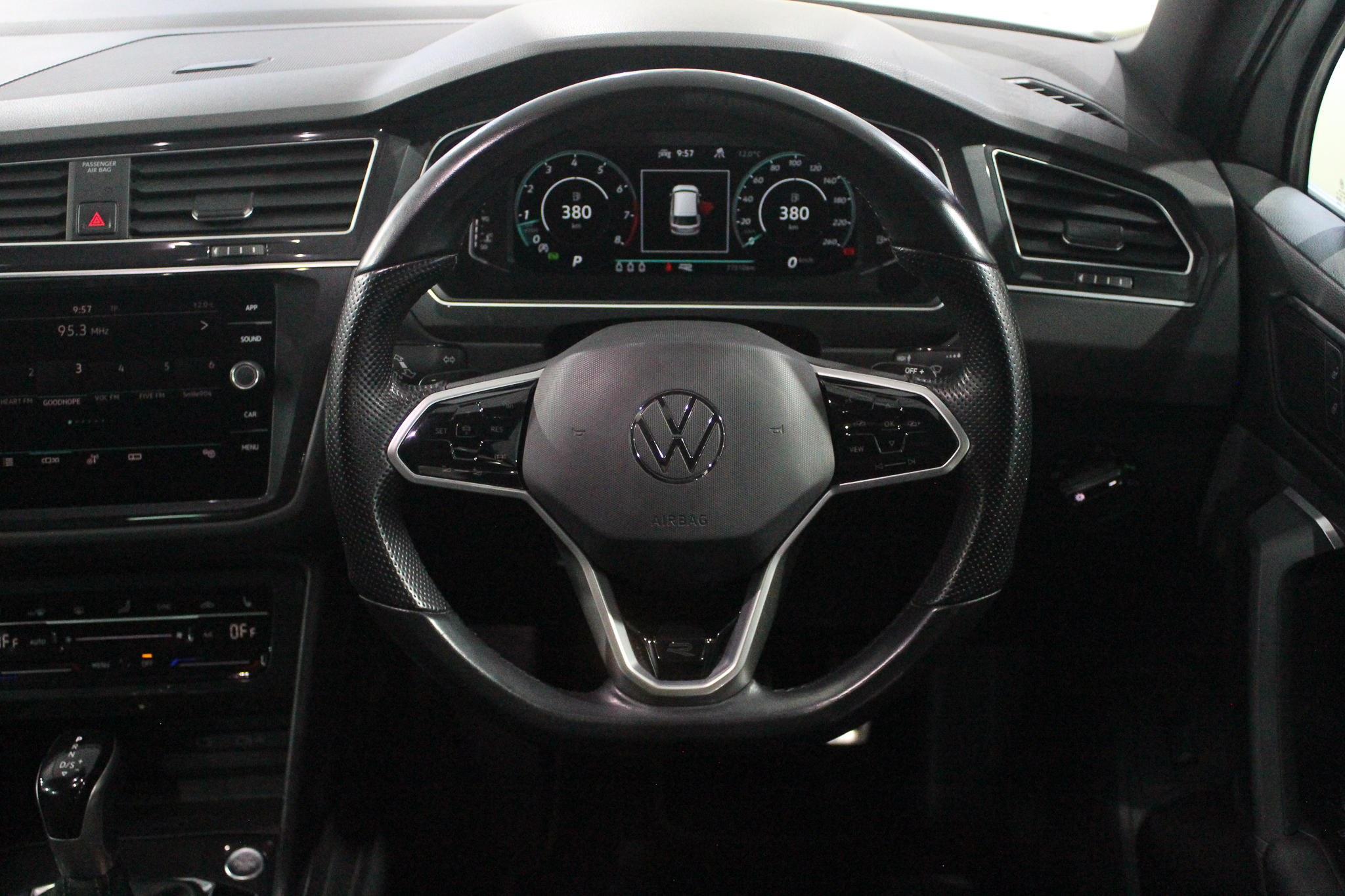 Volkswagen Tiguan 2.0TSI 162kW 4Motion R-Line
