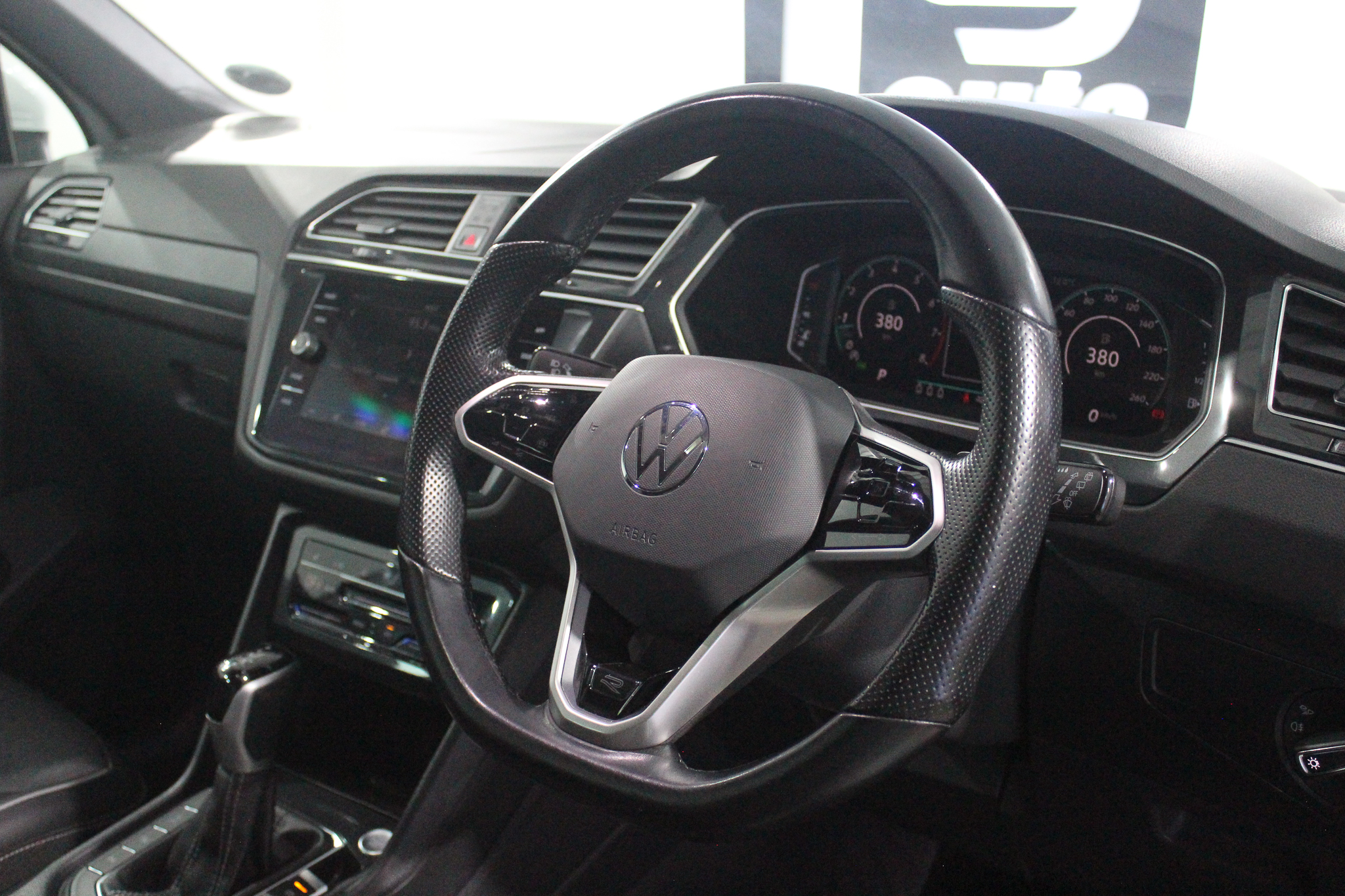Volkswagen Tiguan 2.0TSI 162kW 4Motion R-Line