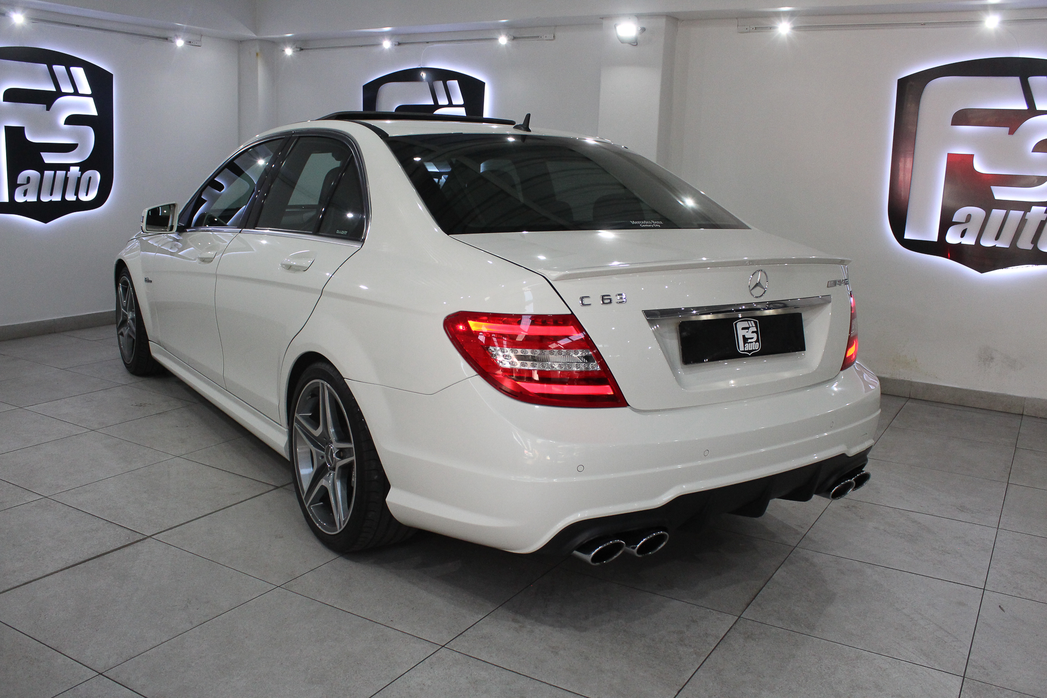 2012 MERCEDES – BENZ C63 AMG