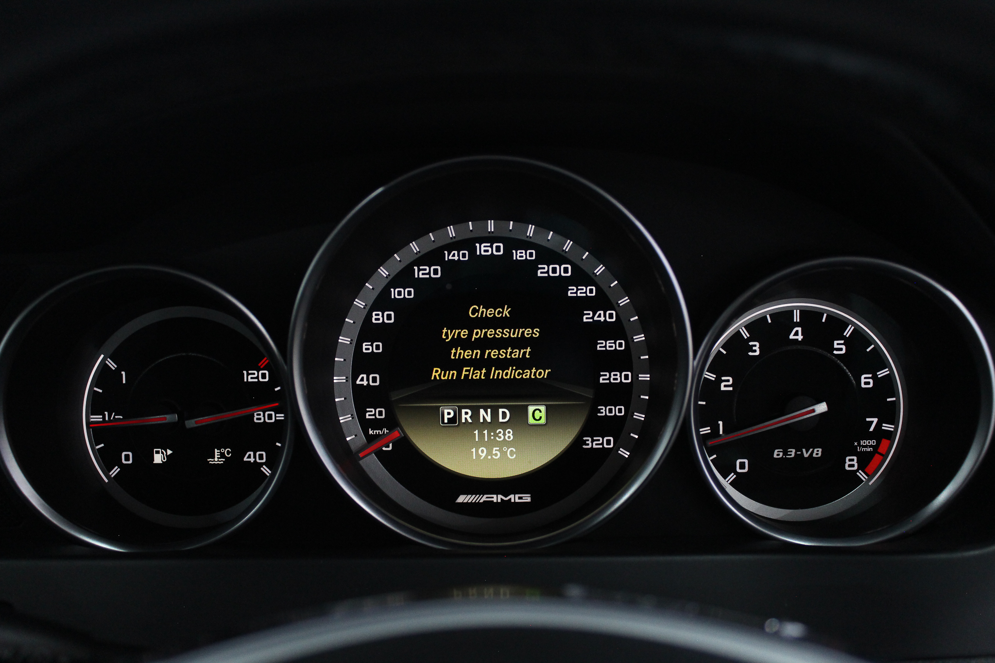 2012 MERCEDES – BENZ C63 AMG
