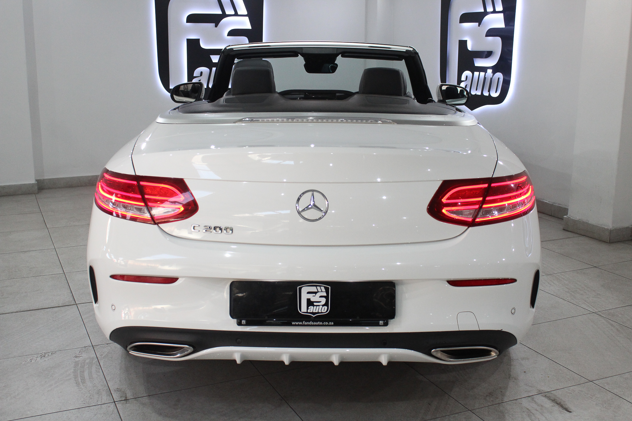 2018 MERCEDES BENZ C200 AMG CABRIOLET