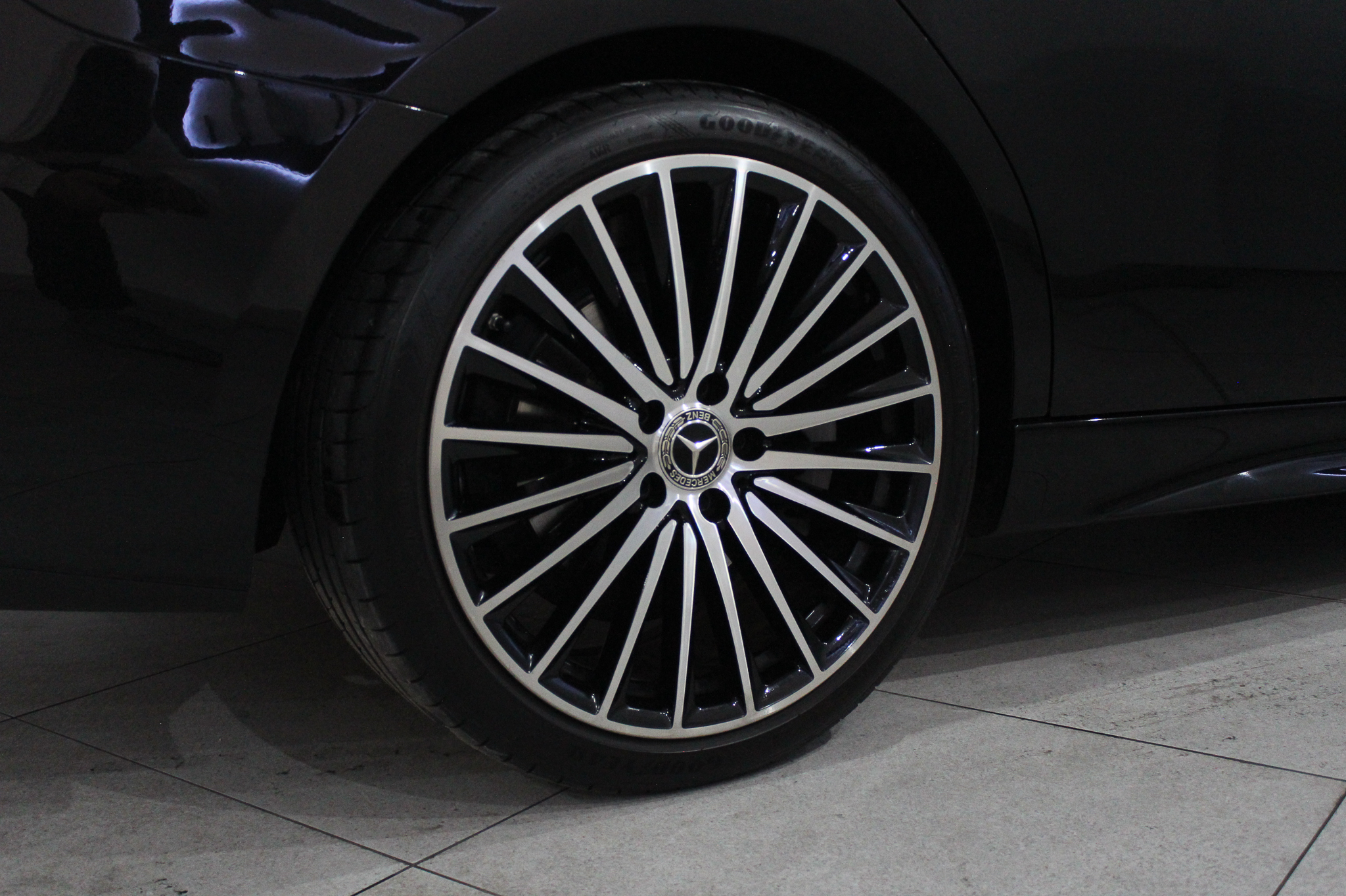 2023 Mercedes-Benz C-Class C220d AMG Line
