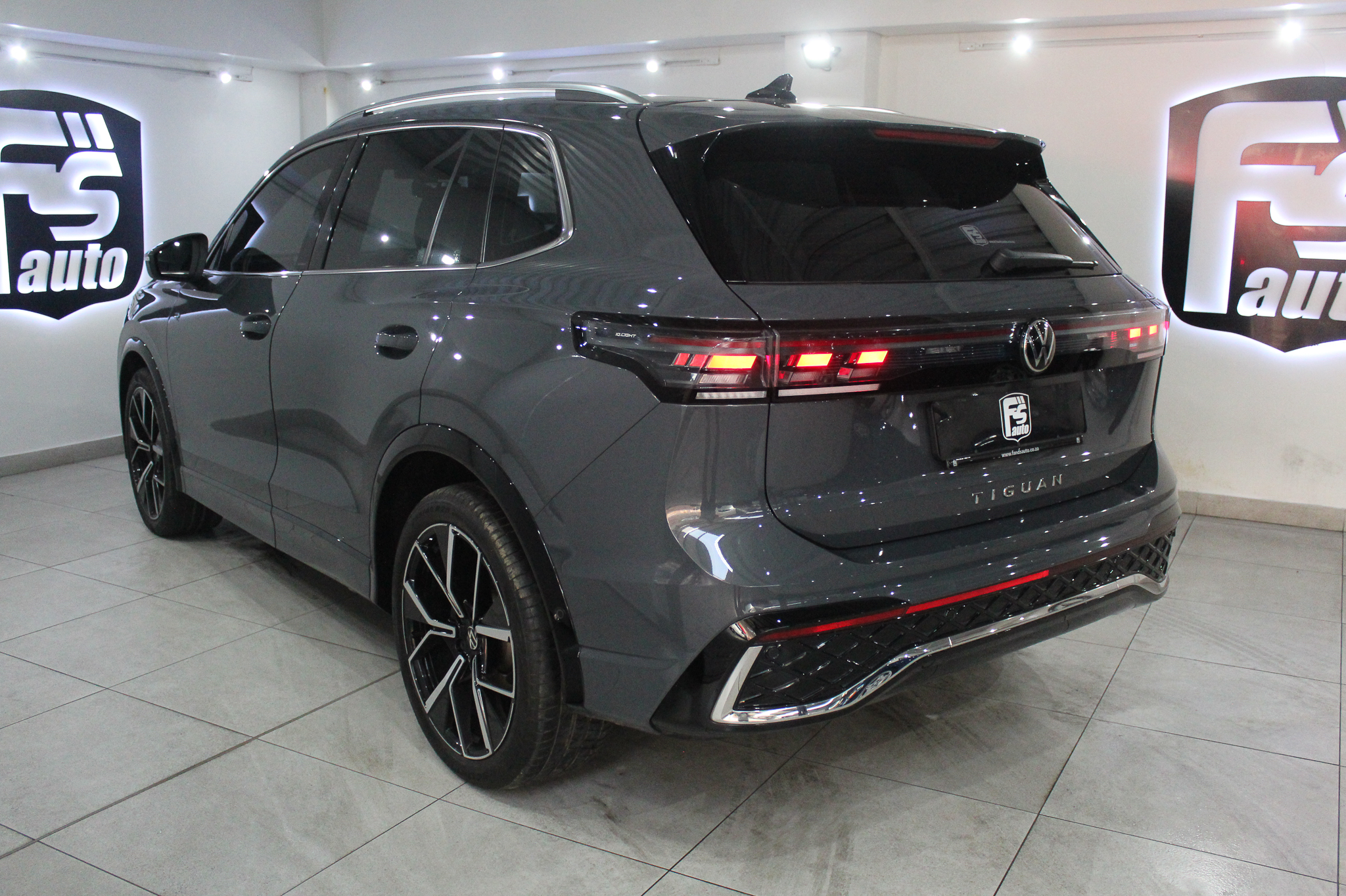 2025 Volkswagen Tiguan 1.4TSI R-line