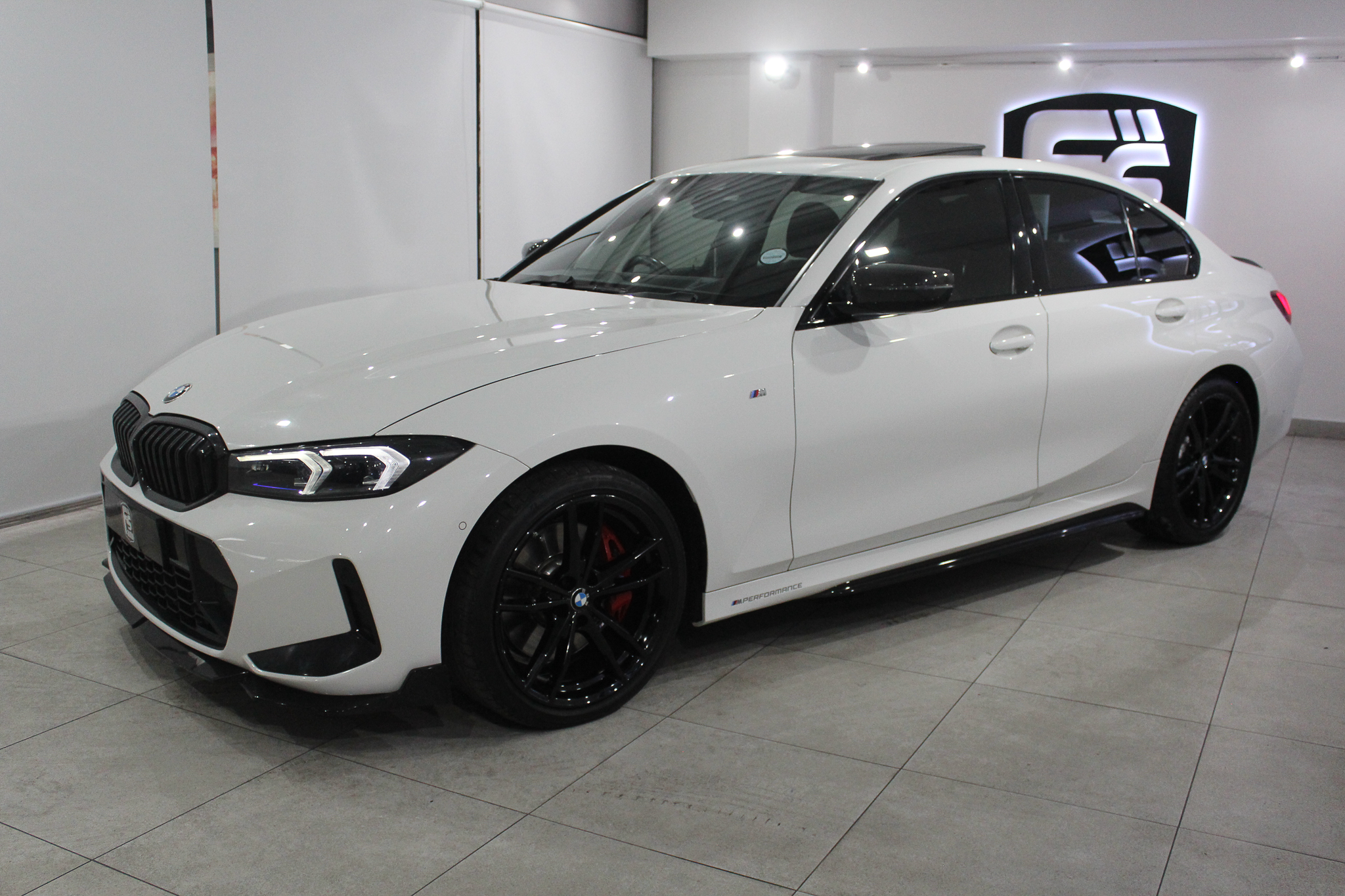2024 BMW 320D MZANZI MSPORT AUTO